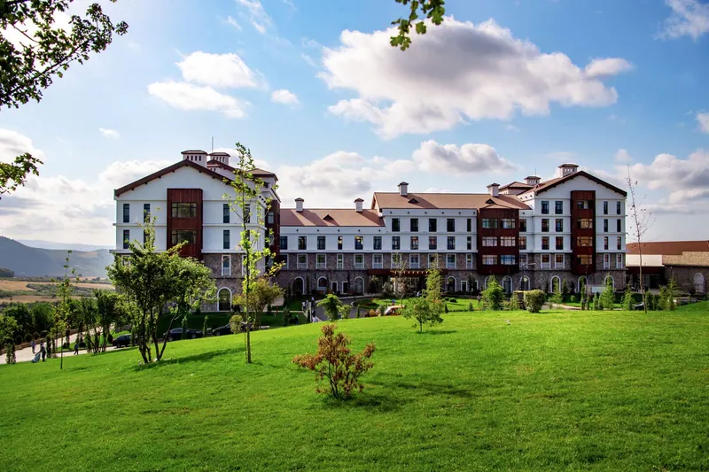 Basqal Hotel