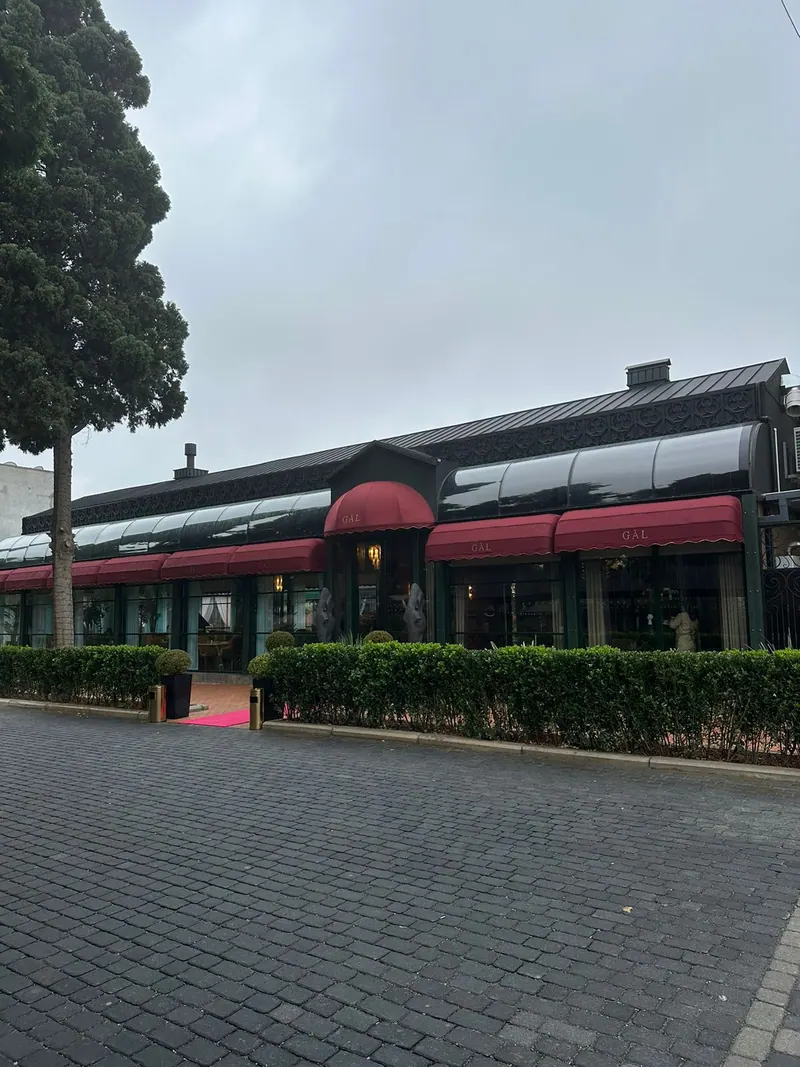 Gal Restoran