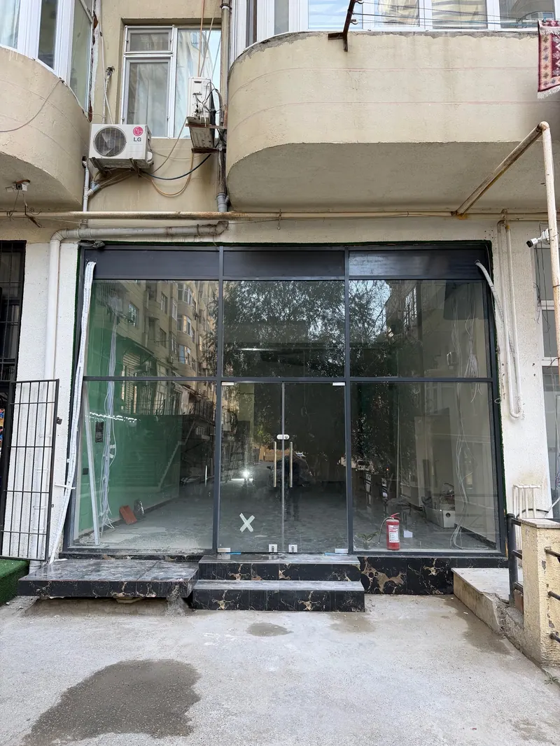 Fasad (cəbhə) şüşə vitraj işləri — 6